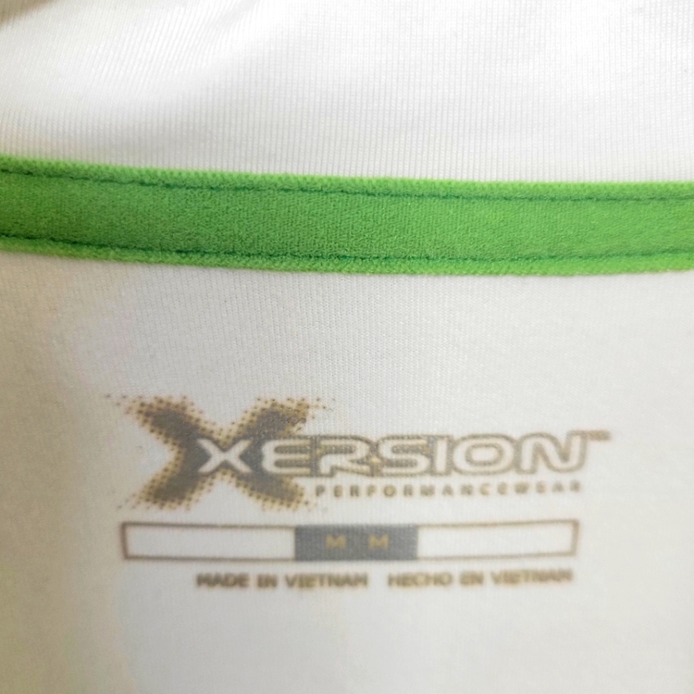 Performance sleeved top